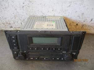 Używane Radioodtwarzacz CD Landrover Freelander II 2.2 tD4 16V Cena na żądanie oferowane przez Autohandel-Smet Gebroeders NV