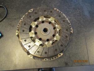 Used Pressure plate Peugeot Boxer (U9) 2.2 HDi 120 Euro 4 Price on request offered by Autohandel-Smet Gebroeders NV