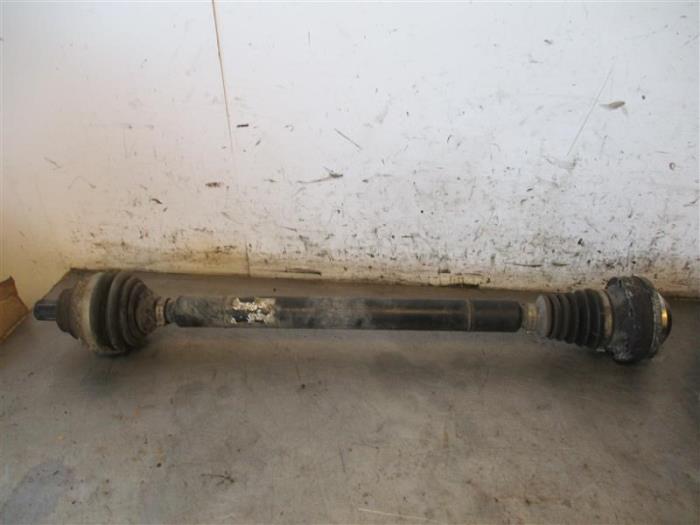 Front drive shaft, right from a Volkswagen Caddy 2005