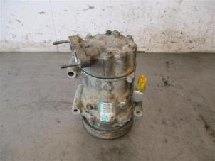 Used Air conditioning pump Mini Countryman (R60) 2.0 Cooper D 16V Autom. Price on request offered by Autohandel-Smet Gebroeders NV