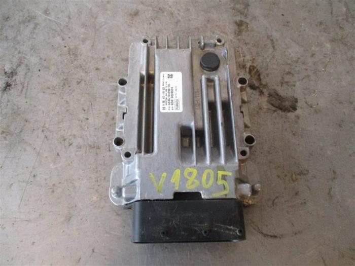 Used Engine management computer Ford Ranger 3.2 TDCi 20V 4x4 Price on request offered by Autohandel-Smet Gebroeders NV