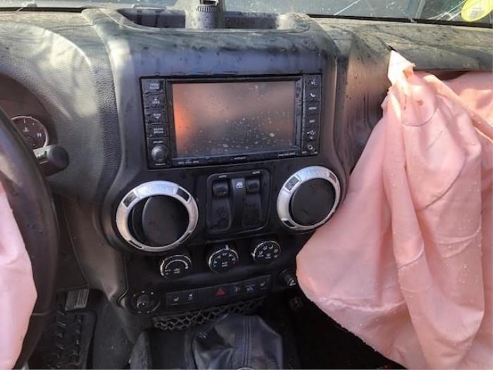 Używane System nawigacji Jeep Wrangler Cena na żądanie oferowane przez Autohandel-Smet Gebroeders NV