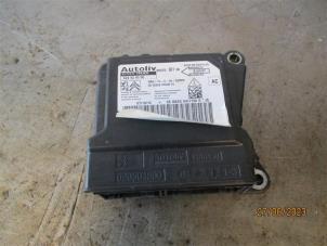 Used Airbag Module Peugeot 308 (L3/L8/LB/LH/LP) 1.6 BlueHDi 115 Price on request offered by Autohandel-Smet Gebroeders NV