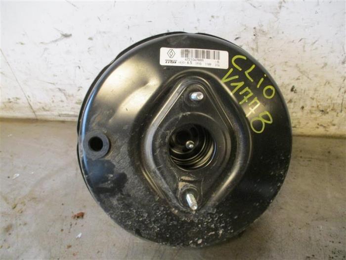 Usagé Servo frein Renault Clio IV (5R) 0.9 Energy TCE 75 12V Prix sur demande proposé par Autohandel-Smet Gebroeders NV