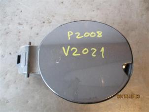 Used Tank cap cover Peugeot 2008 (CU) 1.6 BlueHDi 120 Price on request offered by Autohandel-Smet Gebroeders NV