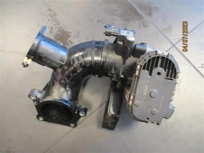 Gebrauchte Drosselklappengehäuse Ford Ranger 3.2 TDCi 20V 4x4 Preis auf Anfrage angeboten von Autohandel-Smet Gebroeders NV