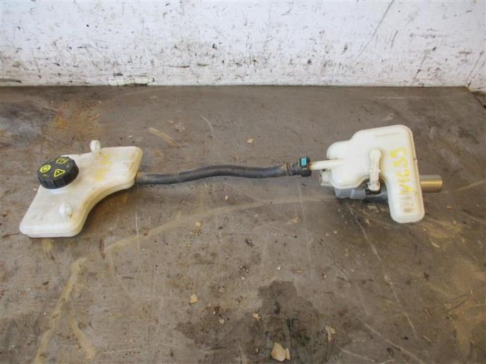 Used Master cylinder Ford S-Max (WPC) 2.0 TDCi 150 16V Price on request offered by Autohandel-Smet Gebroeders NV