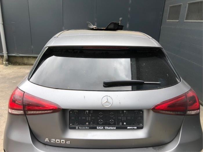 Tailgate from a Mercedes-Benz A (177.0) 2.0 A-200d 2021
