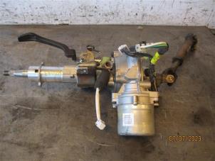 Used Steering column housing complete Kia Cee'd (JDB5) 1.6 CRDi 16V VGT Price on request offered by Autohandel-Smet Gebroeders NV