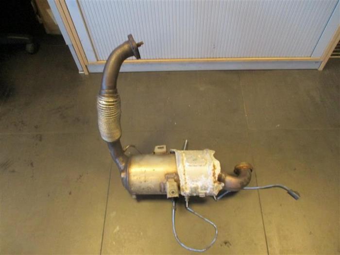 Gebrauchte Katalysator Ford Tourneo Connect/Grand Tourneo Connect 1.6 TDCi 16V 95 Preis auf Anfrage angeboten von Autohandel-Smet Gebroeders NV