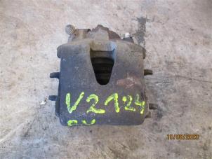 Used Front brake calliper, right Skoda Octavia (5EAA) 1.6 TDI 16V Price on request offered by Autohandel-Smet Gebroeders NV