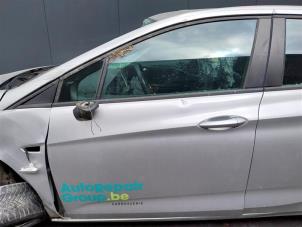 Używane Drzwi lewe przednie wersja 4-drzwiowa Opel Astra K 1.0 Turbo 12V Cena na żądanie oferowane przez Autohandel-Smet Gebroeders NV