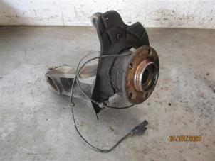 Used Knuckle, front left Citroen Jumper (U9) 2.2 Blue HDi 165 Price on request offered by Autohandel-Smet Gebroeders NV