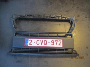 Used Front bumper, central component Citroen Jumper (U9) 2.2 Blue HDi 165 Price on request offered by Autohandel-Smet Gebroeders NV