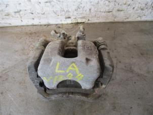 Used Rear brake calliper, left Opel Astra K 1.0 Turbo 12V Price on request offered by Autohandel-Smet Gebroeders NV