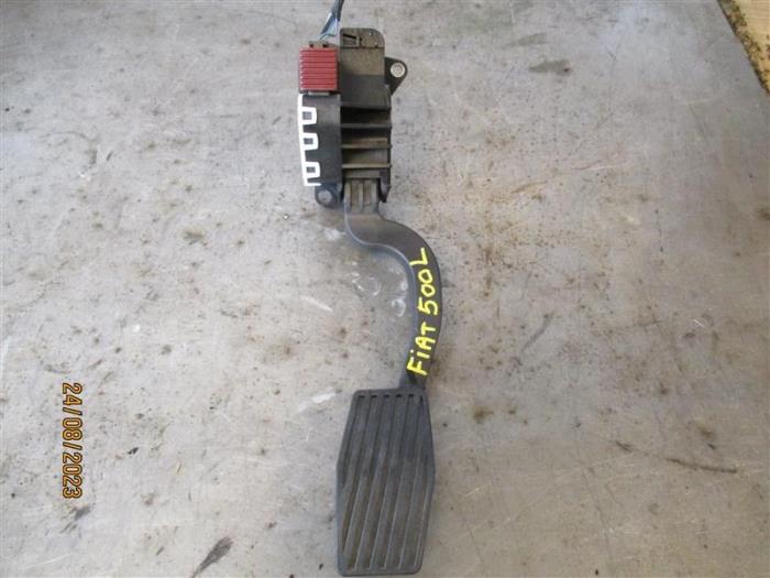 Gaspedalposition Sensor Fiat 500L (199), 2012 1.4 16V, MPV, Benzin, 1.368cc, 70kW (95pk), FWD, 843A1000; EURO4, 2012-09, 199LYB (Gebraucht)
