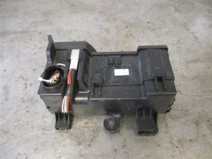Fuse box Toyota Aygo 1.0 12V VVTi 7711001