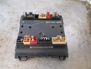 Used Fuse box Volkswagen Polo IV (9N1/2/3) Price on request offered by Autohandel-Smet Gebroeders NV