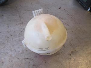 Used Expansion vessel Skoda Fabia II Combi 1.2i Price on request offered by Autohandel-Smet Gebroeders NV
