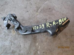 Used Rear door hinge, right Peugeot Boxer (U9) 2.0 BlueHDi 130 Price on request offered by Autohandel-Smet Gebroeders NV