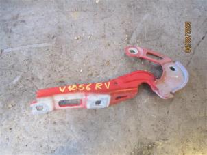 Used Front door hinge, right Ford Focus 4 1.5 EcoBlue 120 Price on request offered by Autohandel-Smet Gebroeders NV