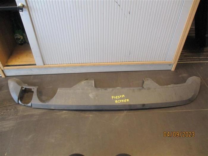 Rear bumper cover from a Ford Fiesta 7 1.0 EcoBoost 12V 100 2022