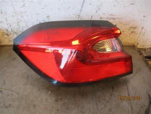 Used Taillight, left Ford Fiesta 7 1.0 EcoBoost 12V 100 Price on request offered by Autohandel-Smet Gebroeders NV
