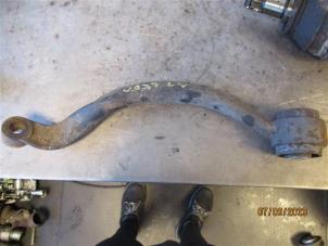 Used Front wishbone, left Landrover Vogue Price on request offered by Autohandel-Smet Gebroeders NV
