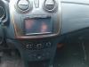 Navigation display from a Dacia Sandero II, 2012 0.9 TCE 12V, Hatchback, Petrol, 898cc, 66kW (90pk), FWD, H4B400; H4BA4; H4B408; H4BB4, 2012-10 2017