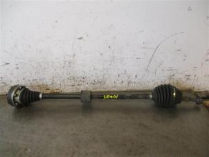 Used Front drive shaft, right Seat Leon SC (5FC) 1.4 TSI ACT 16V Price on request offered by Autohandel-Smet Gebroeders NV