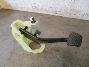 Used Brake pedal BMW 3 serie (F30) 320i xDrive 2.0 16V Price on request offered by Autohandel-Smet Gebroeders NV