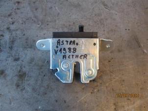 Used Tailgate lock stop Opel Astra K Price on request offered by Autohandel-Smet Gebroeders NV