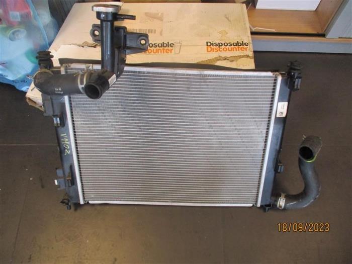 Used Radiator Kia Stonic (YB) 1.4 MPI 16V Price on request offered by Autohandel-Smet Gebroeders NV