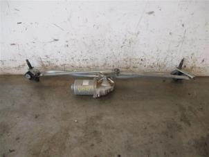 Used Front wiper motor Mini Countryman (R60) 2.0 Cooper D 16V Autom. Price on request offered by Autohandel-Smet Gebroeders NV