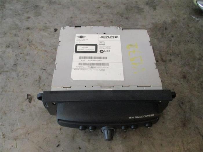 Usagé CD navigation Mini Countryman (R60) 2.0 Cooper D 16V Autom. Prix sur demande proposé par Autohandel-Smet Gebroeders NV
