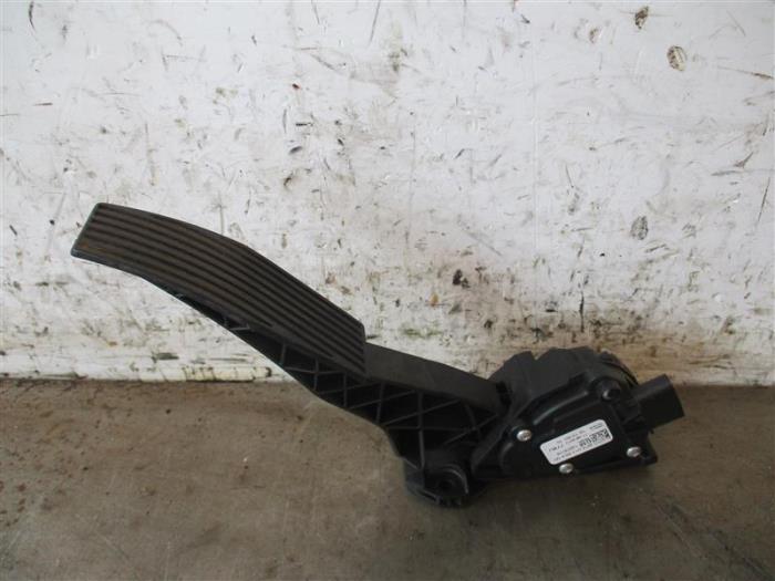 Begagnade Gaspedalsensor Opel Astra K 1.0 Turbo 12V Pris på förfrågan erbjuds av Autohandel-Smet Gebroeders NV