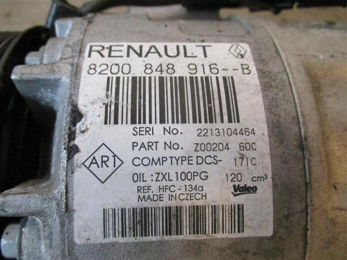 Air conditioning pump from a Renault Trafic (1FL/2FL/3FL/4FL) 2.0 dCi 16V 130 2022