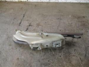 Used Front door hinge, right Skoda Fabia III (NJ3) 1.2 TSI 16V Price on request offered by Autohandel-Smet Gebroeders NV