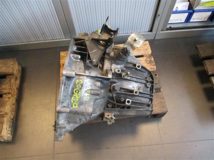 Gebrauchte Getriebe Peugeot Boxer (U9) 2.2 Blue HDi 140 Preis auf Anfrage angeboten von Autohandel-Smet Gebroeders NV