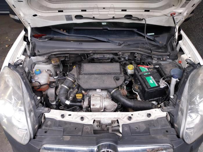 Engine Opel Combo Mk.III 1.3 CDTI 16V - 263A2000