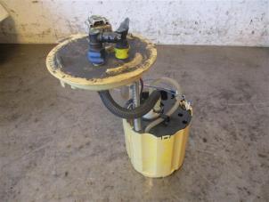 Used Electric fuel pump Opel Astra K Price on request offered by Autohandel-Smet Gebroeders NV
