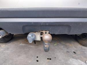 Used Towbar Dacia Duster (HS) 1.5 dCi Price on request offered by Autohandel-Smet Gebroeders NV
