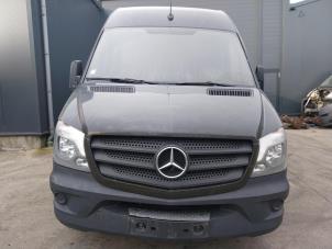 Used Front end, complete Mercedes Sprinter 3,5t (906.63) 314 CDI 16V Price on request offered by Autohandel-Smet Gebroeders NV