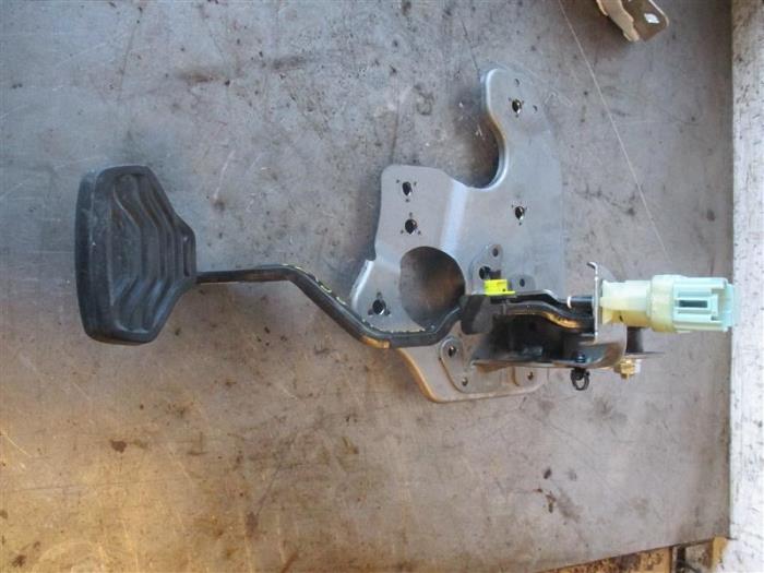 Brake pedal from a Ford Transit 2.0 TDCi 16V Eco Blue 170 2022