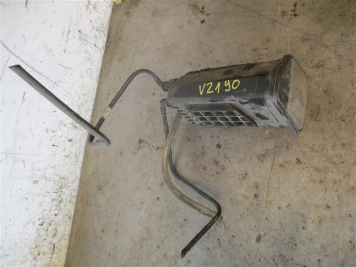 Gebrauchte Kraftstofffilter Renault Scénic III (JZ) 1.4 16V TCe 130 Preis auf Anfrage angeboten von Autohandel-Smet Gebroeders NV
