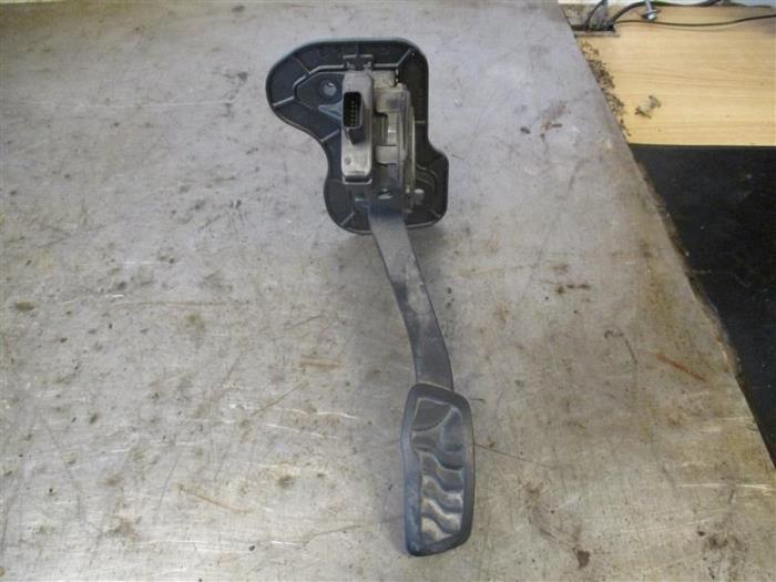 Used Throttle pedal position sensor Ford Transit Custom 2.2 TDCi 16V Price on request offered by Autohandel-Smet Gebroeders NV