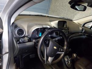 Used Airbag set + dashboard Chevrolet Orlando 2.0 D 16V Price on request offered by Autohandel-Smet Gebroeders NV