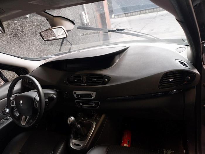 Airbag set + dashboard van een Renault Scénic III (JZ) 1.6 Energy dCi 130 2012
