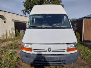 Used Front end, complete Renault Master III (FD/HD) 2.5 dCi 16V Price on request offered by Autohandel-Smet Gebroeders NV