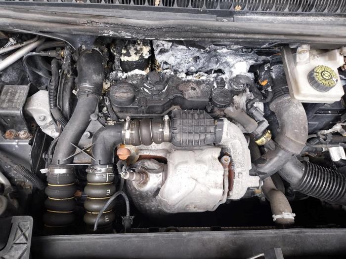 Motor de un Peugeot 5008 I (0A/0E) 1.6 HDiF 16V 2015